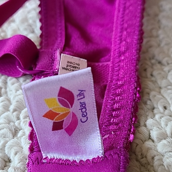 36D purple bra (breastfeeding friendly) - Picture 4 of 8